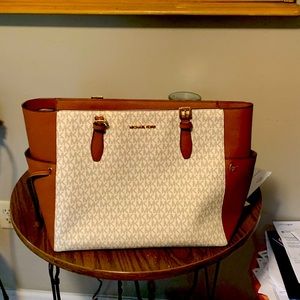 Michael joe medium tote